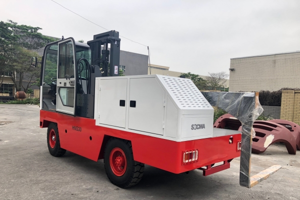 رافعة شوكية جانبية كهربائية SOCMA HNS30EL للتعامل مع الأجسام الطويلة